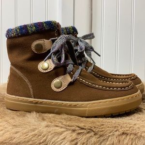 Sporto Smokin Suede Boot 6.5 Water Resistant